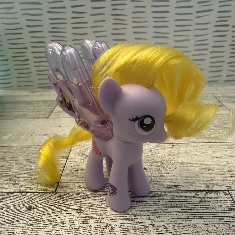 My Little Pony MLP Water Wings Lily Blossom Hasbro G4 MLP Brushable